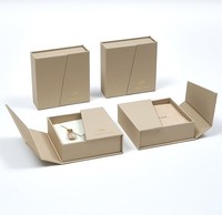 Boîte à bijoux rigide personnalisée YAMETOK, rectangulaire, en carton ivoire, avec doublure en satin, logo estampé à chaud, fermeture magnétique, emballage haut de gamme, faible MOQ