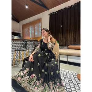 CONJUNTO TRAJE BORDADO PREMIUM COLOR NEGRO - Product Image 2