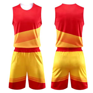 ชุดบาสเก็ตบอลระบายอากาศแบบซับลิเมชั่นสำหรับผู้ชาย ชุดทีม เสื้อและกางเกงขาสั้น ชุดทีมแบบกำหนดเองได้ ผลิตจากโพลีเอสเตอร์ 100% สำหรับทุกเพศ - Product Image 1