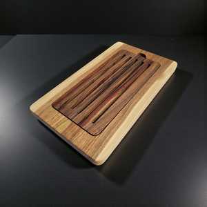 Plateau de service en bois, bambou, noyer, verre ou ardoise pour charcuterie et fromages, personnalisable, avec poignées, vente en gros - Product Image 4