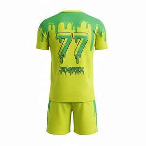 Uniforme de Fútbol Personalizado Premium de FENDER INDUSTRY, 100% Poliéster, Color Verde Lima Neón, Transpirable, Unisex, Pantalones Cortos de Fútbol - Product Image 2