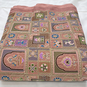 Tela de seda bordada con diseño de encaje para caftanes y abayas, ideal para fabricantes de prendas de moda modesta, exportación global. - Product Image 2