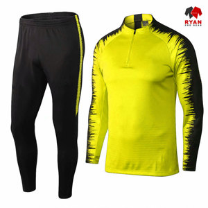 Chándal para Hombre Ryan Pro Gear, Diseño Personalizado, Tela Cómoda, Corte Regular, con Logotipo Personalizado, Color Sólido - Product Image 5