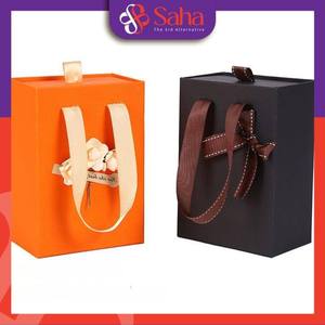 Boîte en papier kraft rigide personnalisable de qualité export avec poignées en ruban, recyclable, pour rangement de perruques, crèmes et poudres cosmétiques - Product Image 6