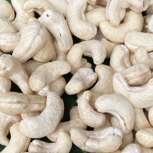 เม็ดมะม่วงหิมพานต์ W180 ราคาดีที่สุด เม็ดมะม่วงหิมพานต์ขายส่ง ปลอดภาษี โรงงานซานติโก - Product Image 1