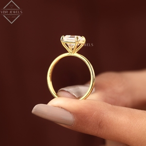 Anillo de Diamante Solitario Corte Asscher en Oro Amarillo, Corte Cuadrado Escalonado, Joyería de Compromiso, Boda, Regalo para Mujer, Proveedor de Lujo - Product Image 4
