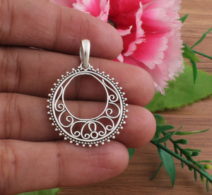 Collier unisexe vintage en argent sterling 925 plaqué platine, bijou artisanal de luxe avec design filigrane et serti clos - Product Image 5