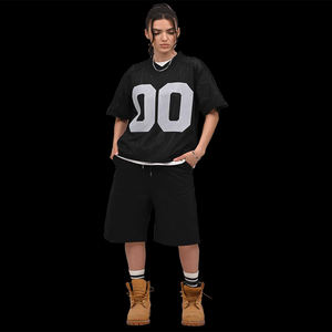 Camiseta Deportiva para Hombre, Cuello en V, Corte Regular, Color Negro, Estilo Vintage, Transpirable, de Secado Rápido, 100% Poliéster, Estilo Americano - Product Image 6