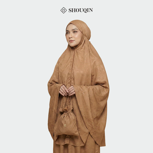 Ensemble de prière de voyage élégant pour femme Shouqin 2-en-1, tenue de prière islamique florale anti-plis longue en polyester micro-découpé au laser - Product Image 3