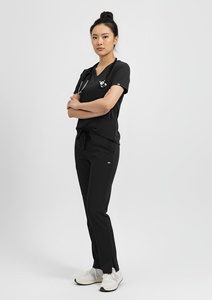 Ensemble d'uniformes médicaux unisexes pour hôpital : Blouse à col en V et pantalon cargo jogger multipoches, tissé extensible et durable pour le secteur de la santé - Product Image 2