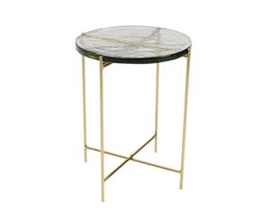 Mesas auxiliares y de centro únicas con tapa de metal dorado y vidrio, con un diseño audaz, perfectas para hogares, espacios rústicos e interiores de casas de campo. - Product Image 1