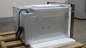 B-o-s-c-h 24 S-S T-o-u-c-h C-o-n-t-r-o-l 950-W B-u-i-l-t-i-n 800 S-e-r-i-e-s M-i-c-r-o-w-a-v-e D-r-a-w-e-r H-M-D-8451UC - Product Image 6