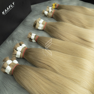 Extensions en vrac de cheveux russes vierges ombrés au platine Paquets de cheveux européens droits Cheveux humains russes bruts doux et lisses - Product Image 1