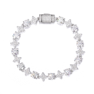 Bracelet tennis en moissanite avec pierres rondes et maillons étoile, bracelet scintillant en argent, bijoux de luxe pour femme, cadeau élégant et tendance - Product Image 1