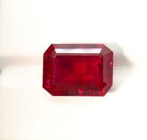 Rubis de laboratoire avec inclusions visibles, taille émeraude, pierres précieuses en vrac, pierre de naissance de juillet, 16x12 mm, 17,20 carats - Product Image 3