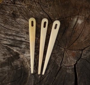 Stylish Polished Eco-Friendly Buffalo Bone <b>Sewing</b> Needle Natural Shape Modern Lacing Tool Leatherwork Weaving Crochet Home Decor - Product Image 1