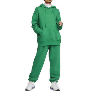 Conjunto deportivo de dos piezas para mujer, ropa deportiva personalizada para gimnasio, fitness y uso casual. - Product Image 5