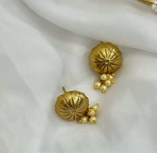 ชุดสร้อยคอทองเหลืองสไตล์คลาสสิค Royal Rajawadi ประดับโมอิสซาไนต์ สำหรับผู้หญิงและเด็กผู้หญิง เหมาะสำหรับงานแต่งงาน งานหมั้น และเป็นของขวัญ - Product Image 2