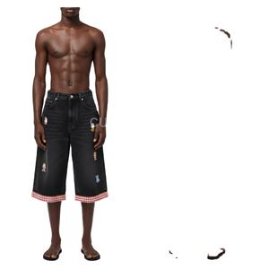 กางเกงยีนส์ขาสั้นทรงโอเวอร์ไซส์ปักลายโลโก้แบบกำหนดเองสำหรับผู้ชาย เอวกลาง สไตล์สตรีทแวร์ - Product Image 1