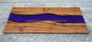 Planche à découper rectangulaire classique en résine époxy, épaisseur 1,5 cm, durable, écologique, outil de cuisine pour une cuisine écoresponsable, artisanat unique - Product Image 3