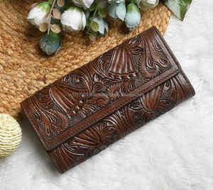 Pochette en cuir de fourrure usinée Vintage légère pour femmes - Product Image 5