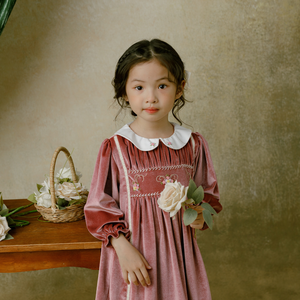 Alta calidad multicolor mangas largas Premium terciopelo baile deporte vestido sin mangas mano rebordear hasta la rodilla Color - Martha - Product Image 3