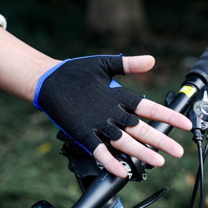 Guantes Deportivos de Medio Dedo para Gimnasio al Aire Libre, Transpirables, Ligeros y Antideslizantes para Fisicoculturismo y Levantamiento de Pesas - Product Image 5