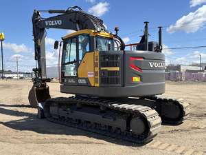 Excavatrice sur chenilles Volvo ECR 235 D d'occasion avec hydraulique HYDAC, commande PLC, moteur et boîte de vitesses haute performance - Product Image 5