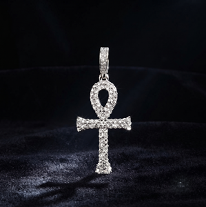Pendentif et breloques croix religieuse en or blanc 18 carats, diamant de laboratoire taille brillant rond, certifié IGI, bijoux unisexe, clarté F VVS2 - Product Image 3