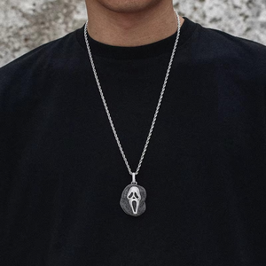 Pendentif Visage d'Épouvante en Moissanite, Breloque Diamantée en Argent Massif Plaqué, Pendentif Visage Scream, Pendentif Personnalisé - Product Image 5
