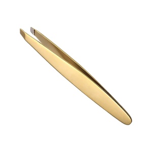 Pince à épiler pour sourcils Ryzer Studio Model RYZ-EBR-2069, écologique, classique, légère, à pointe fine, en acier inoxydable, volume élevé - Product Image 1