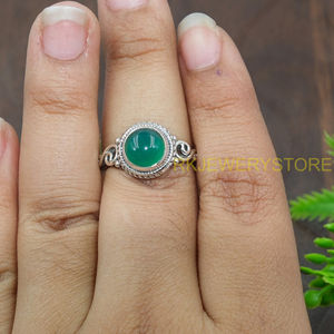 Bague en onyx vert, bague en argent sterling 925, bague en pierre verte pour femmes, bague de fiançailles faite à la main, cadeau de Noël - Product Image 4