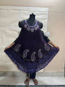 ชุดเดรสผ้าบาติกพิมพ์ลายแบบรีสอร์ทน้ำหนักเบา - Product Image 3