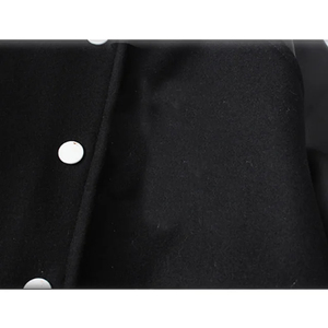 แจ็คเก็ตเบสบอลวาร์ซิตี้ขนสัตว์สีดำคุณภาพสูง แขนหนังสไตล์บอมเบอร์สุดหรู พร้อมปักโลโก้ตามสั่ง แจ็คเก็ตเลตเตอร์แมนคุณภาพสูง - Product Image 3