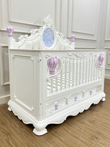 Cuna de Bebé Elegante y Lujosa de Madera Maciza Tallada a Mano, Diseño Clásico, Muebles de Guardería de Estilo Real - Product Image 2