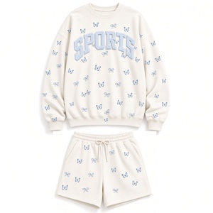 Ensemble haut et short de qualité supérieure pour femme, col rond, idéal pour le quotidien et les voyages - Product Image 1