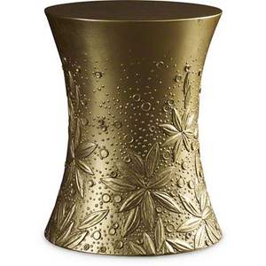 Mesa auxiliar nórdica de metal con diseño minimalista y tono neutro que complementa cualquier ambiente. - Product Image 6