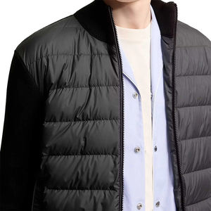 Chaqueta Acolchada de Invierno de Buena Calidad, Cálida y Moderna, con Cuello Alto, Logotipo Frontal, Corte Ajustado, Lisa - Product Image 4