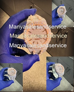 Reloj de Lujo Estilo Hip Hop con Diamantes y Moissanita en Oro Rosa, Cristal Resistente al Agua 10 Bar, Completamente Cubierto de Piedras, Acero Inoxidable, Doble Movimiento - Product Image 3