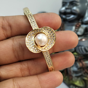 Best Natural Freshwater Pearl <b>Bracelet</b> with Elegant Design Tarnish-Resistant Perfect for Office Date Nights & Special Occasions - Product Image 1