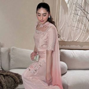Kurti de diseñador de seda romana pesada con bordado de cristal, Sharara Palazzo con corte Kali y Dupatta de gasa bordada para mujer | - Product Image 2