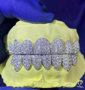 Grillz de Panal Personalizados Premium de Plata de Ley 925 con Moissanita VVS y Corte de Diamante Iced Out, Regalo Personalizado para Él - Product Image 3