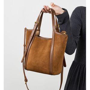 Bolso Tote Clásico de Cuero - Product Image 2