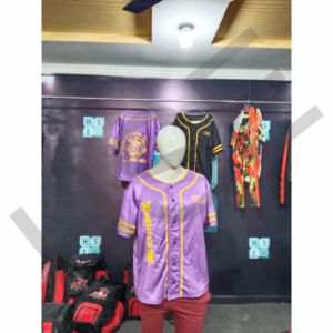 Maillot de baseball personnalisé violet et jaune, uniforme d'équipe léger et respirant - Product Image 1