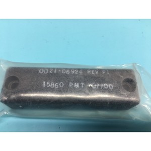 2 AMAT 0021-06924 CLAMP, FLEX GASLINE DZ IHC, 142893 - อุปกรณ์และอะไหล่เซมิคอนดักเตอร์ระดับโลกที่เชื่อถือได้จาก Trusted Global Legacy - Product Image 4