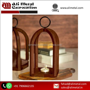 Linterna de madera para interiores Oasis para un ambiente acogedor con diseño único para la decoración del jardín del hogar y la boda y personalizable - Product Image 6