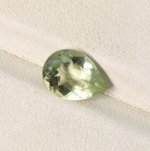 Piedra preciosa facetada de pera suelta de amatista verde de laboratorio 5X3mm a 9X6mm calibrada para joyería - Product Image 1