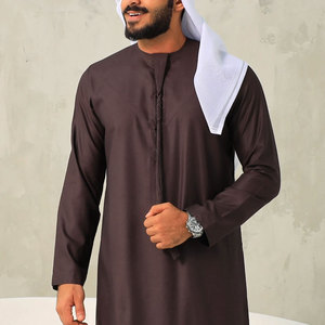 Fabricant de Thobes en Gros – Robe Traditionnelle Musulmane en Tissu Respirant pour Marques de Détail et Vente en Gros - Product Image 2