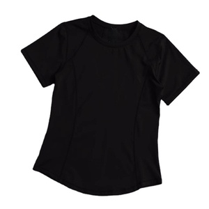 Camiseta de yoga de manga corta para mujer, de color sólido, de secado rápido, con logotipo personalizado bordado, precio de fábrica de Bangladesh y China. - Product Image 5