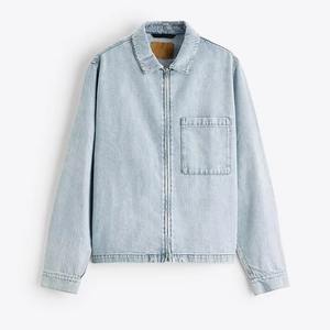 แจ็คเก็ตยีนส์แฟชั่นใหม่ทรงโอเวอร์ไซส์แบบมีปก ซิป ติดกระดุม  ทนทาน เป็นมิตรกับสิ่งแวดล้อม สำหรับผู้ชาย ฤดูหนาว มีกระเป๋าหน้าขนาดใหญ่ - Product Image 5